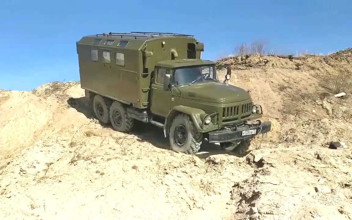 俄罗斯军用工程车图片