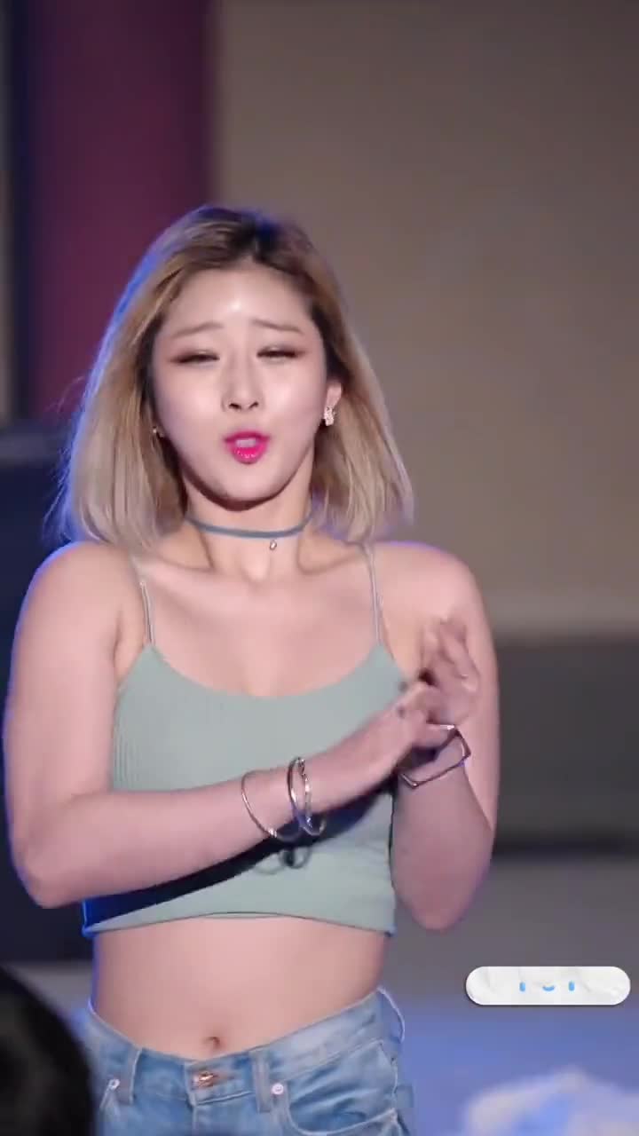 韩国女团劲歌热舞美女跳舞#音乐#舞蹈#大长腿