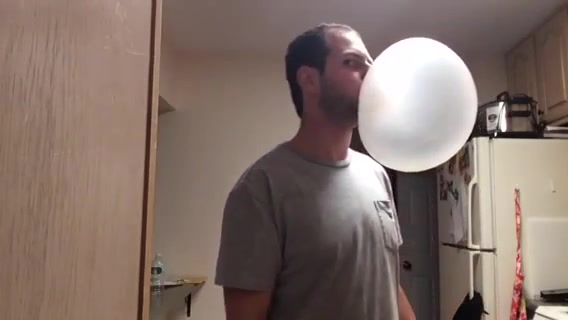 [图]Big Gum Bubble46546546