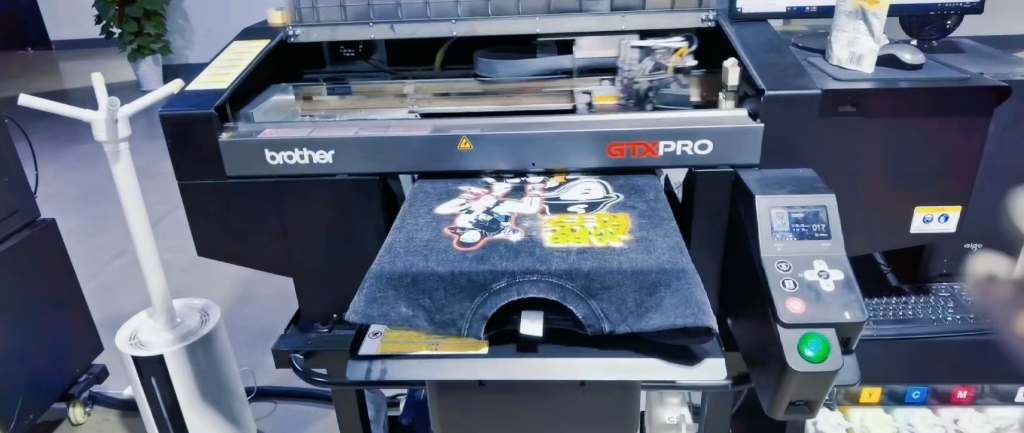 康丽数码直喷印花加工厂#服装供应链 #服装印花#白墨直喷印花 跨境