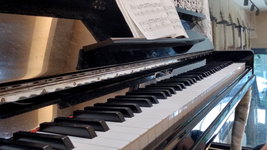 初级钢琴曲《布谷钟》