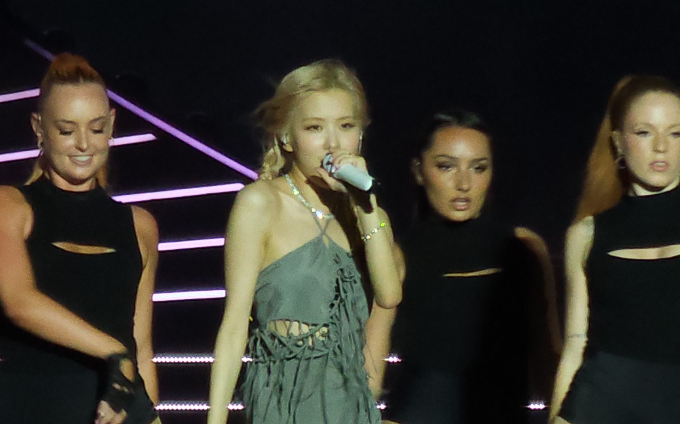 【gone on the ground】20230811 4k60fps rosé solo blackpink世巡