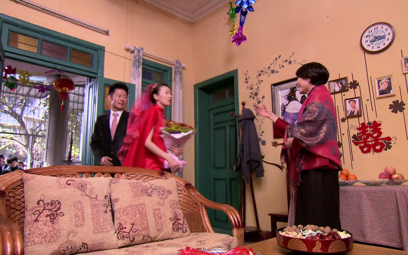 独生子女的婆婆妈妈:太感人,女儿出嫁,母亲满是不舍