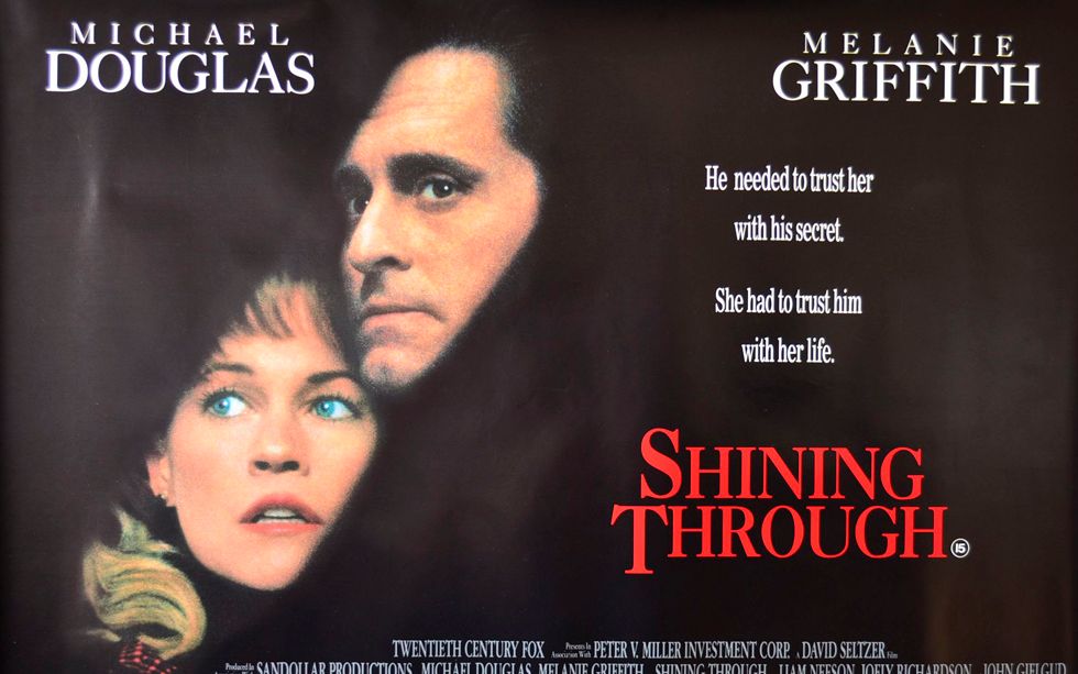 【电影原声】【Michael Kamen】爱在战火蔓延时 Shining Through (1992)哔哩哔哩bilibili