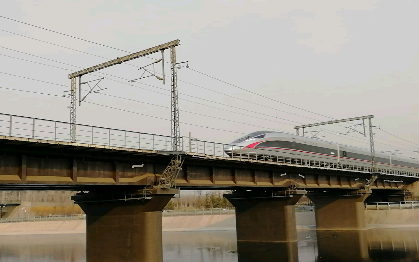 胶济客专淄博孝妇河拍车:d6024次使用cr400af-a担当