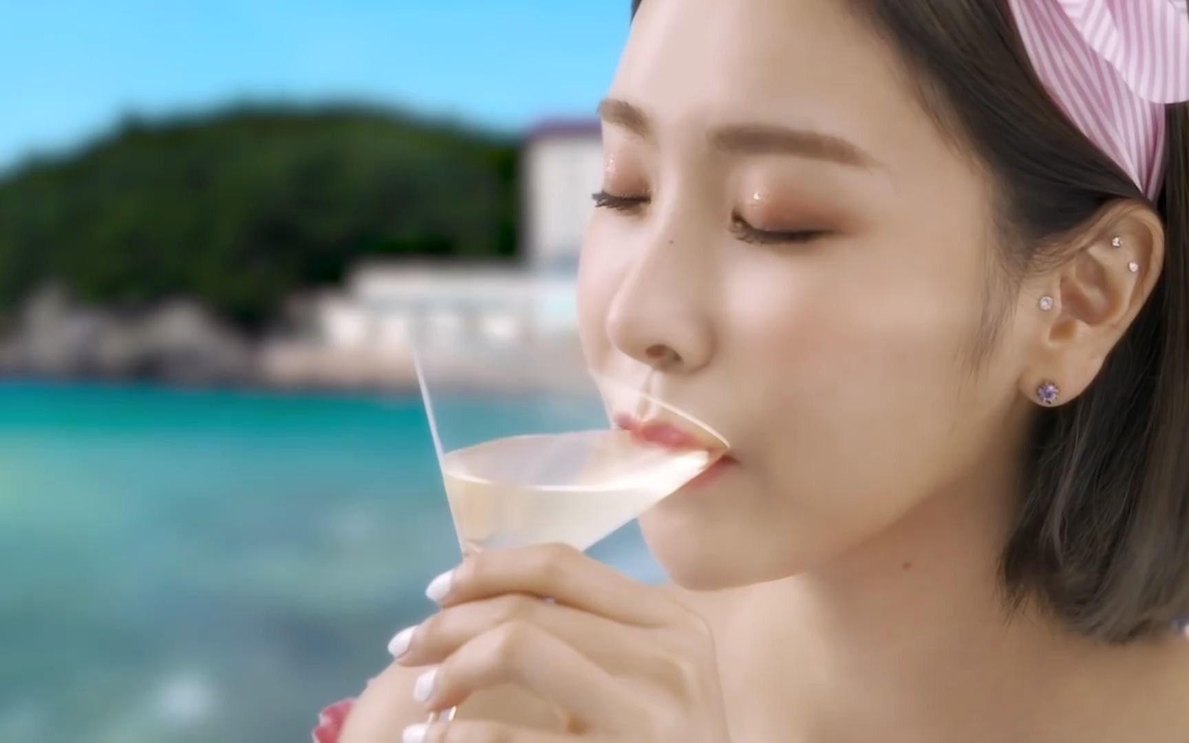 kpop活历史【许灿美】trot新曲《haeundae beach》mv初公开