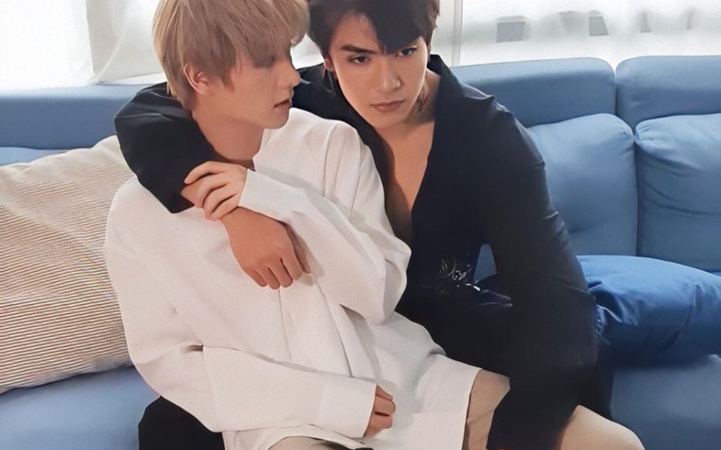 【囧九】【高甜】有些人在外面很甜,回到家就