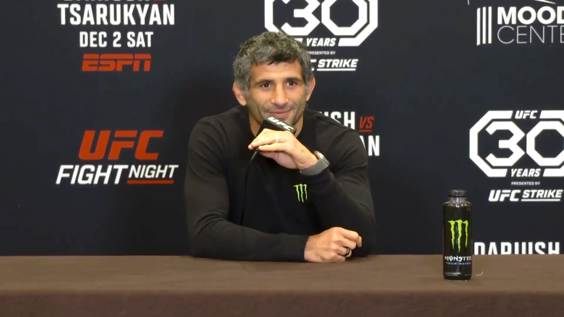 【赛前采访】大流士:"萨鲁基安大概终有一天会当上冠军"【ufc奥斯汀】