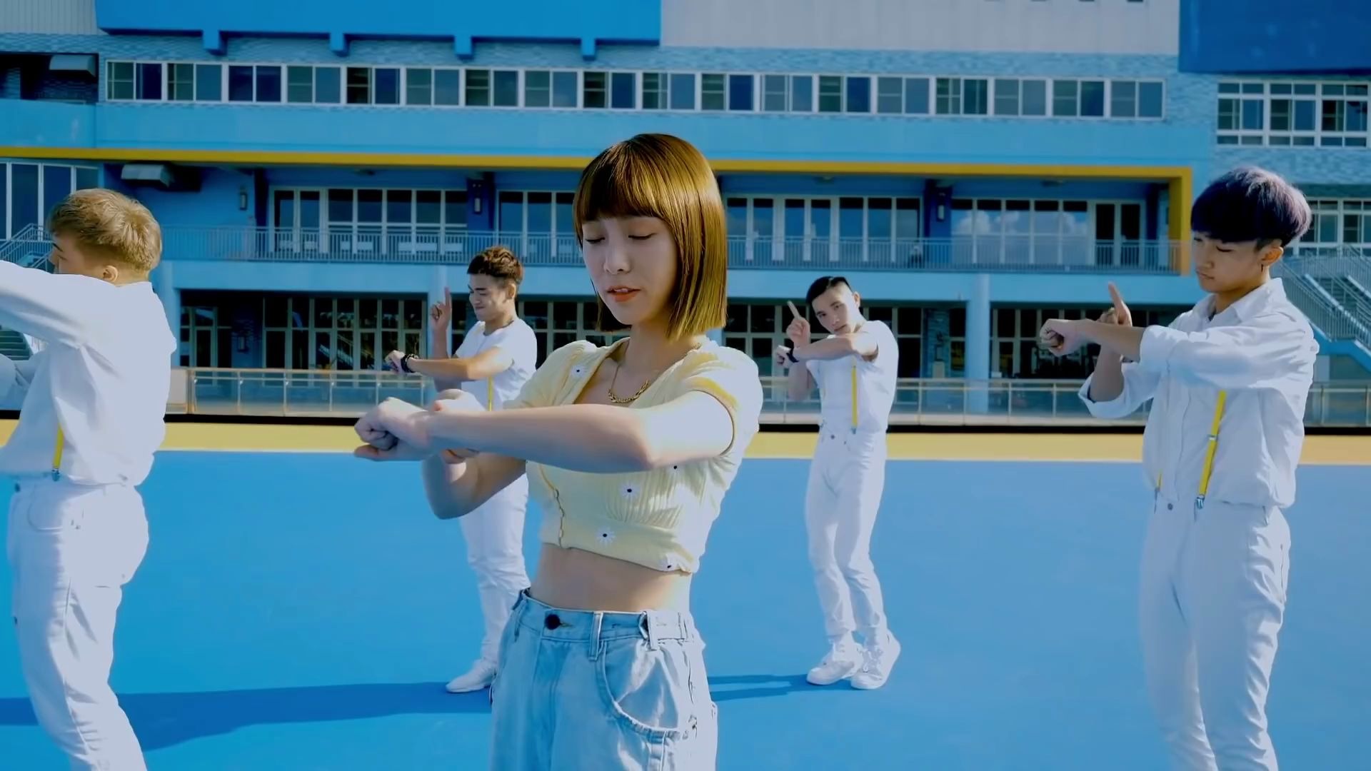 黄于恩 温妮(winni) ---问你哟(winni yo)- dance performance video