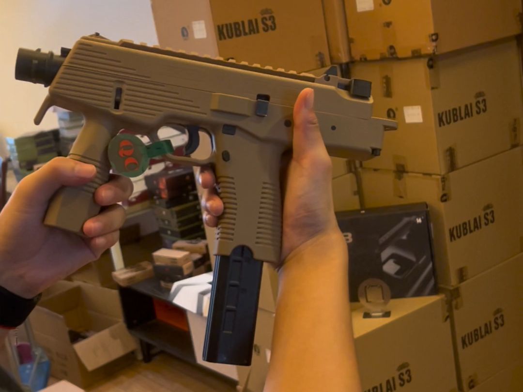 kublai库拜莱n23-mp9冲锋枪软蛋版实拍激发 支持半自动全自动连发模拟