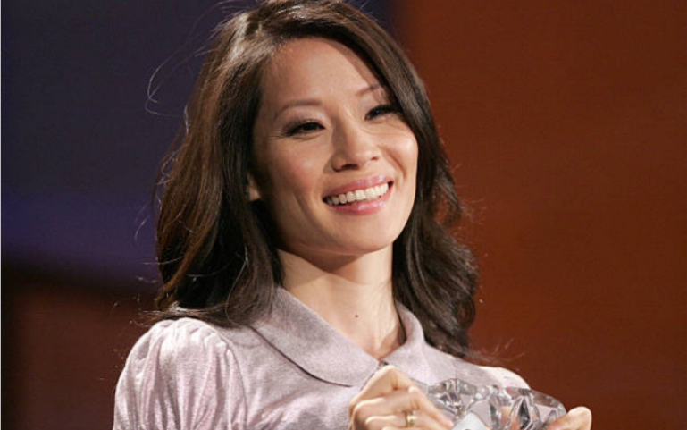 [图]【Lucy liu】刘玉玲用中文祝大家晚安～