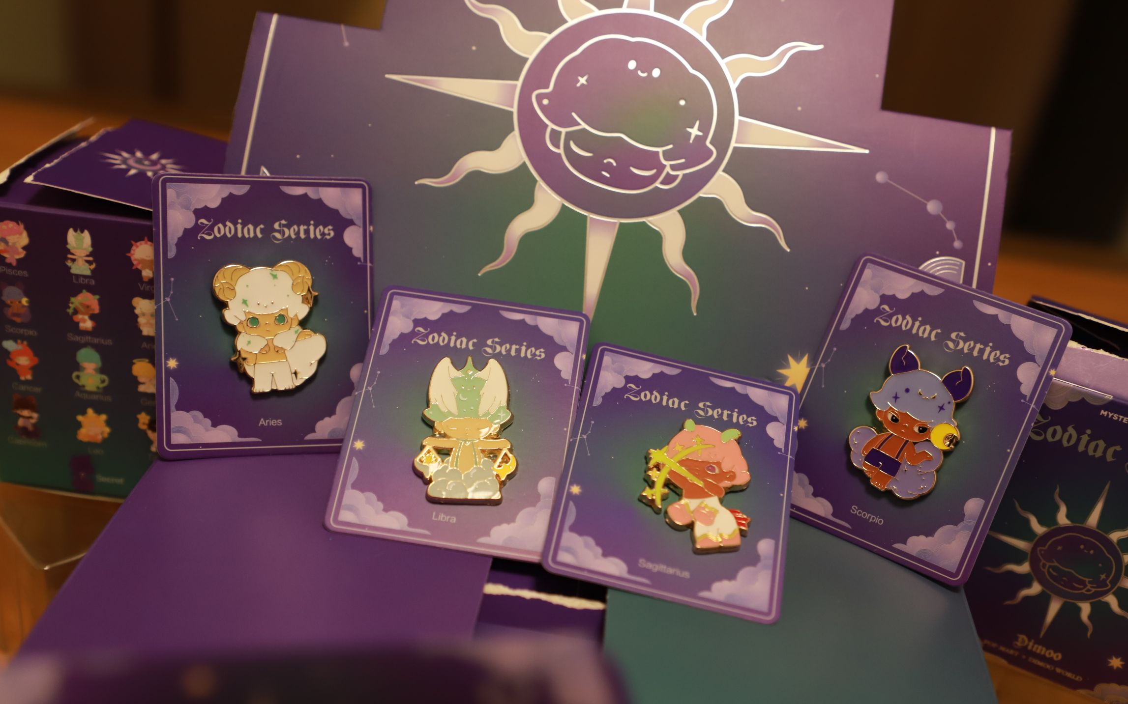 泡泡玛特开箱!pop mart&dimoo 星座系列徽章整盒(12星座全 无隐藏款)