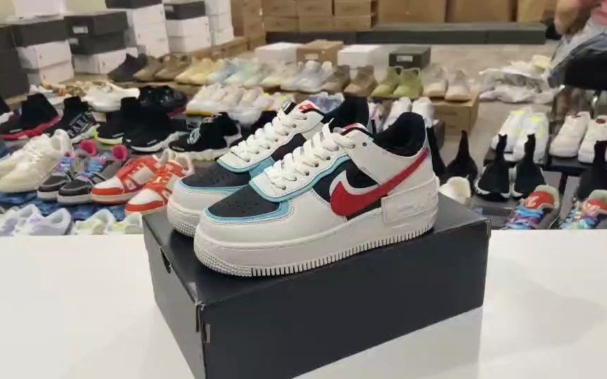 能说莆田鞋在哪买靠谱威liulong0594耐克nikeaf1空军一号休闲百搭板鞋