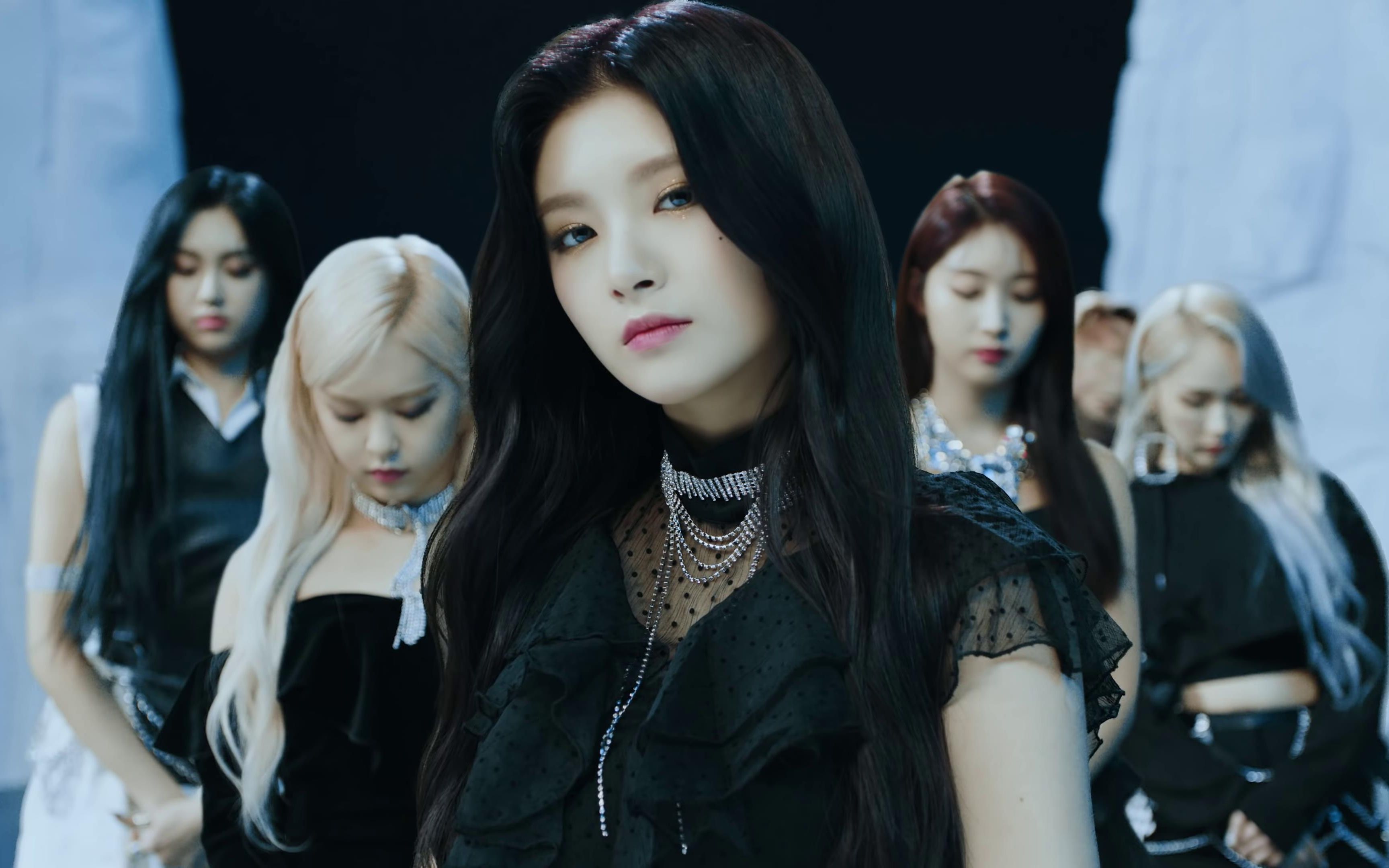 【新歌4k画质】everglow- dun dun mv 歌好好听!舞蹈也太帅了!