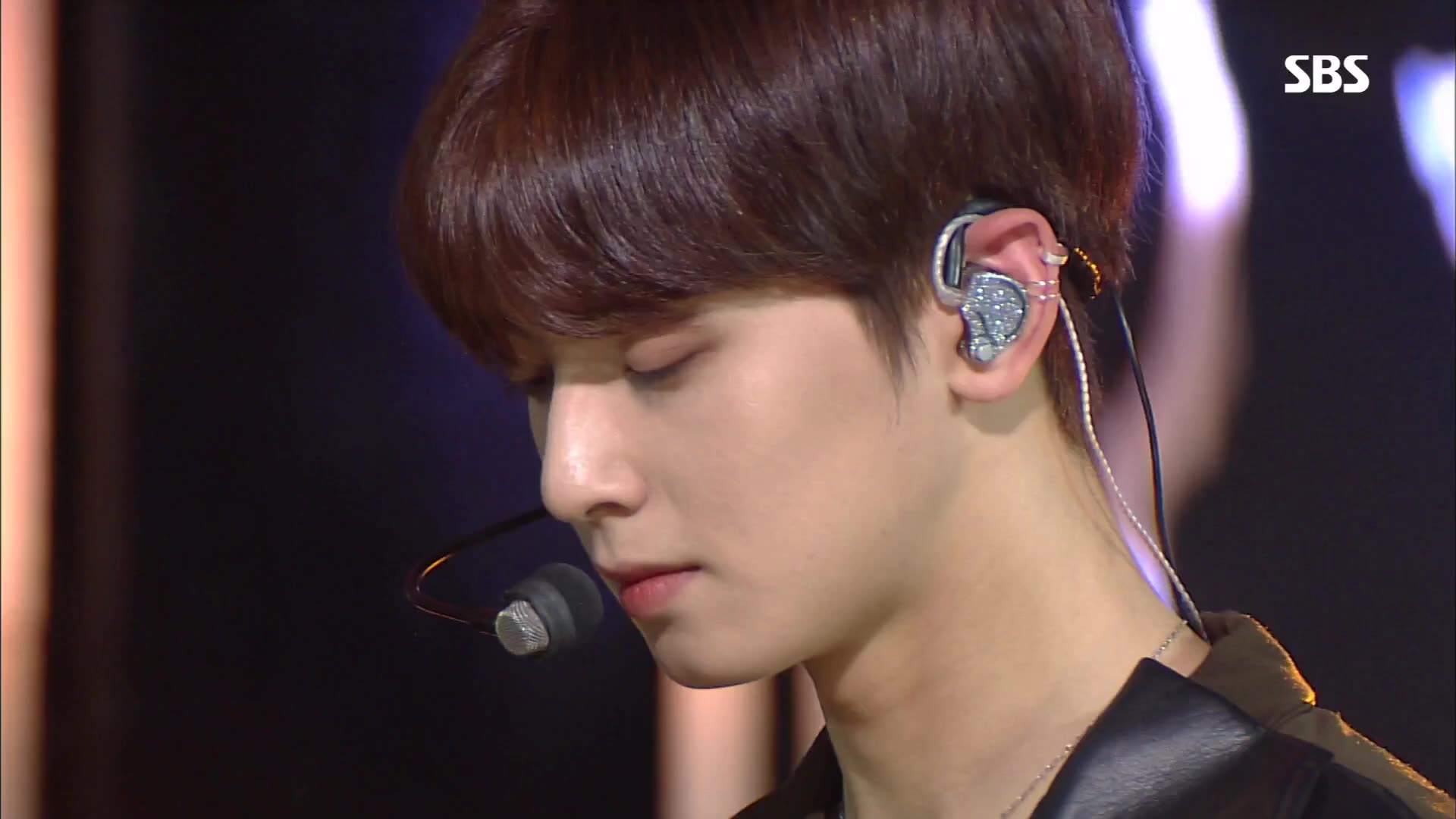 astro | 1124 blue flame人歌打歌舞台及直拍合集