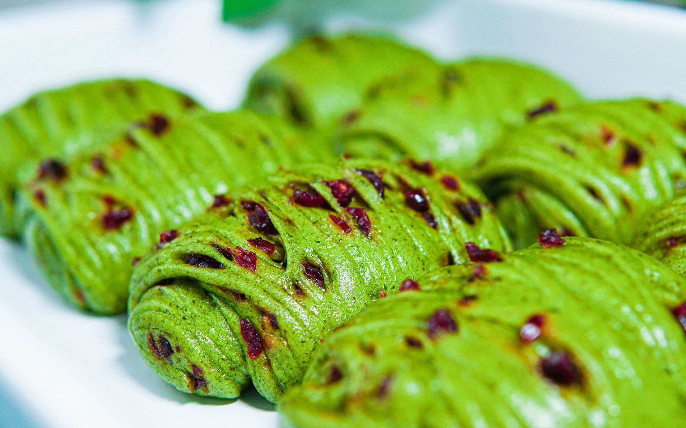 翠绿的菠菜卷,冬日餐桌的一抹绿