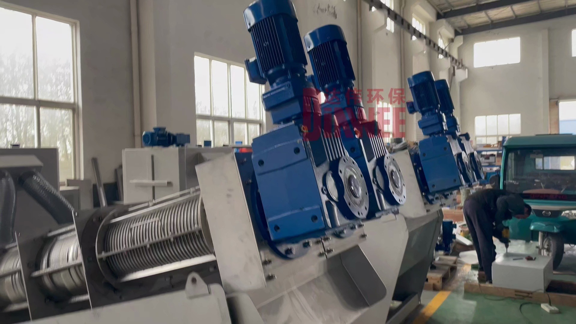 叠螺式污泥浓缩机实拍