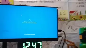 Скачать видео: （作死）尝试在更新途中按Enter键-WIN10