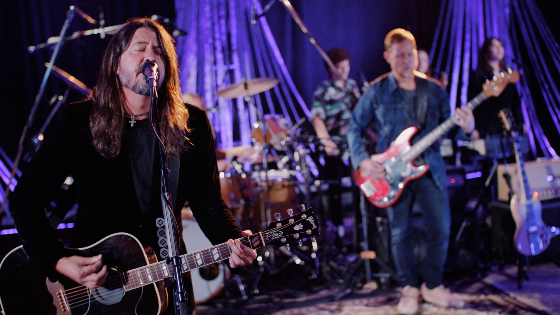 [图]Waiting On A War (From The Tonight Show Starring Jimmy Fallon) - Foo Fighters