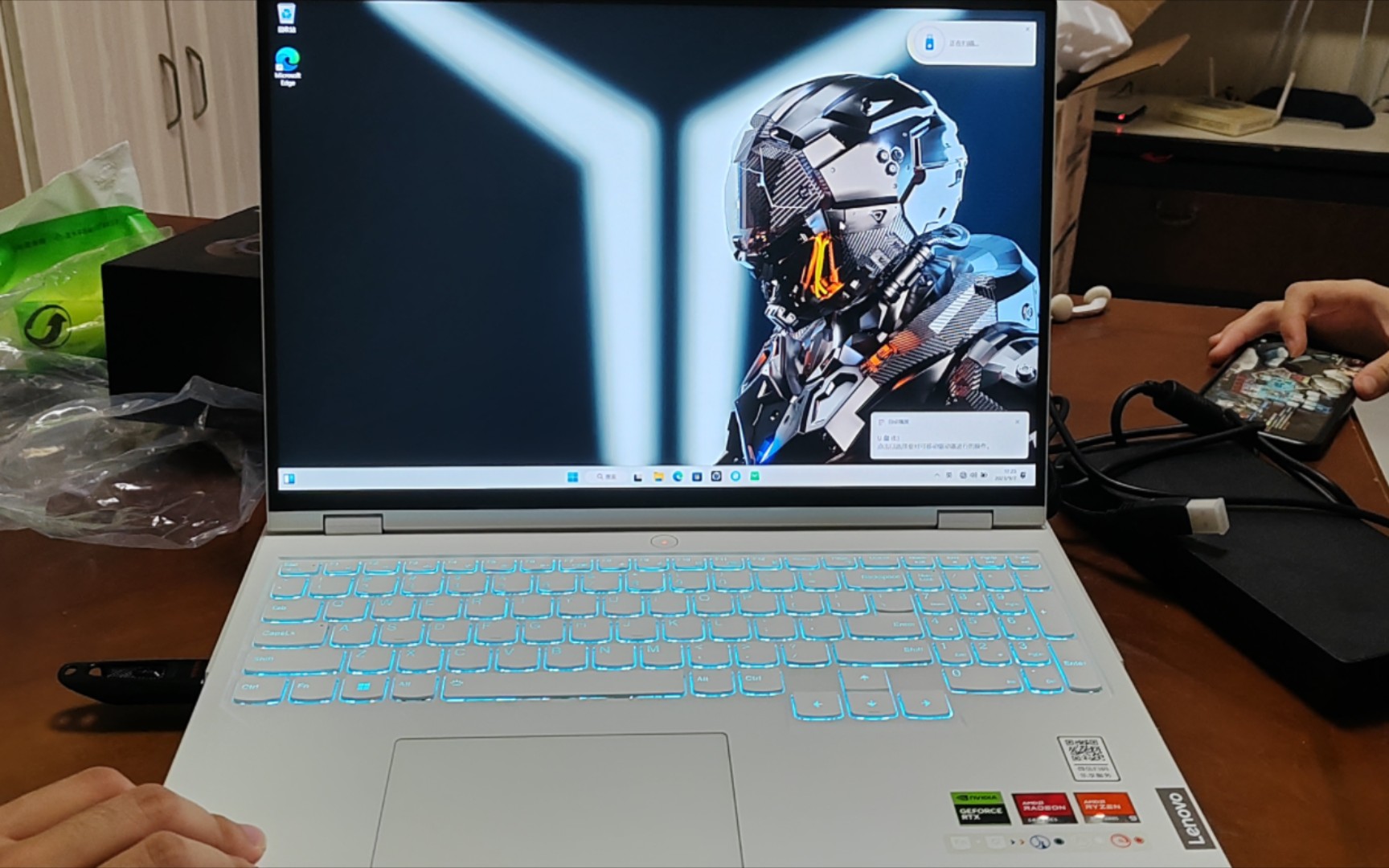 和麻麻一起开箱r9000p2023冰魄白