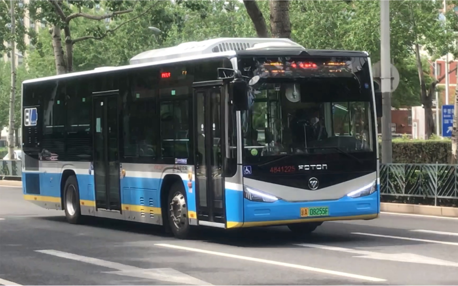 活动作品北京公交拍车新蓝电603新车4月28日新车拍摄