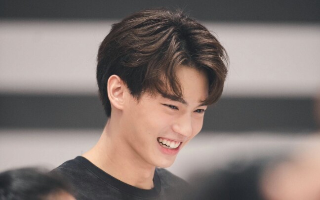 【泰星win】 gmm大楼粉丝点名