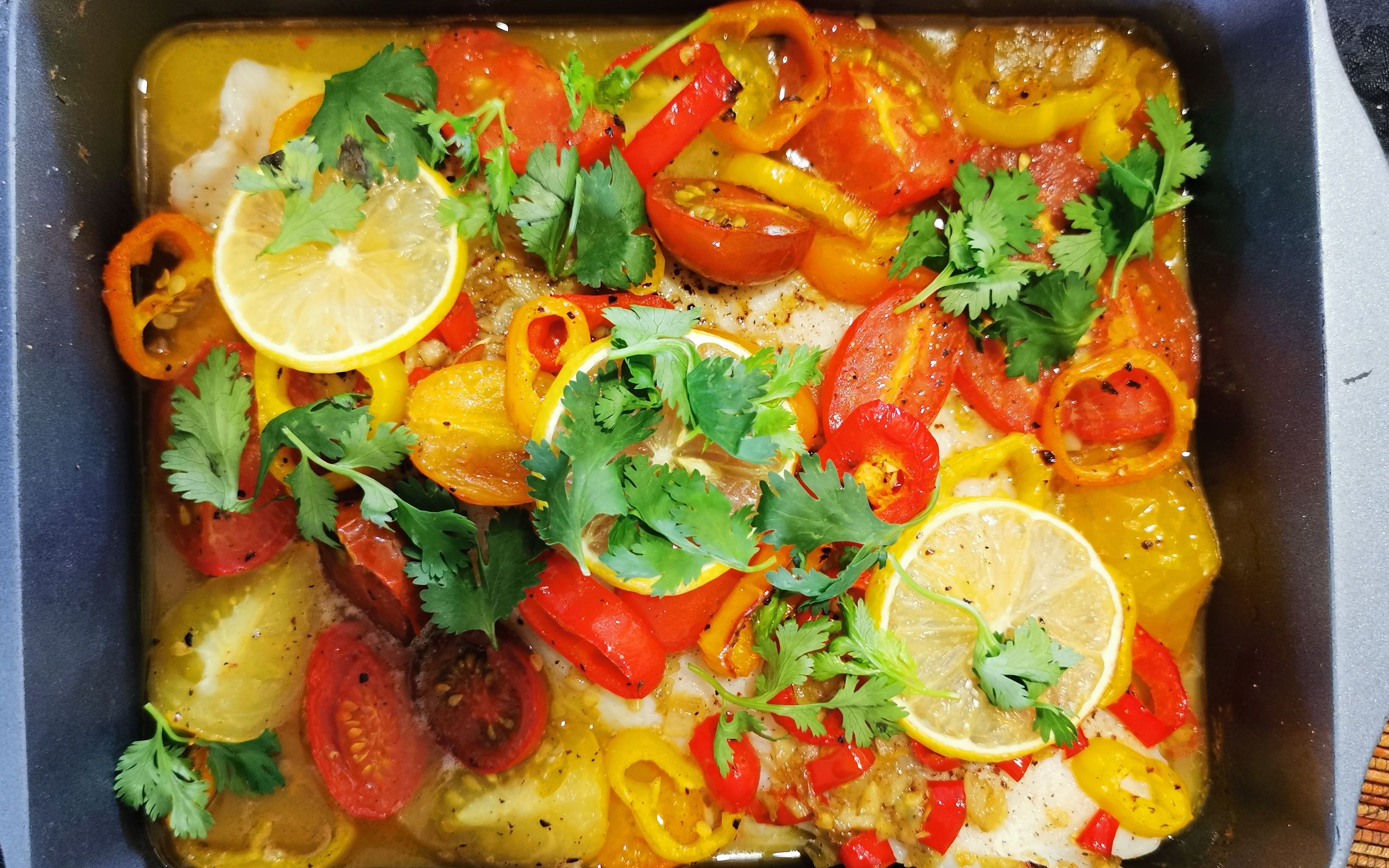 【若比零零零】超快手柠檬烤鱼,手残也不怕,最后成菜惊艳味道酸爽.