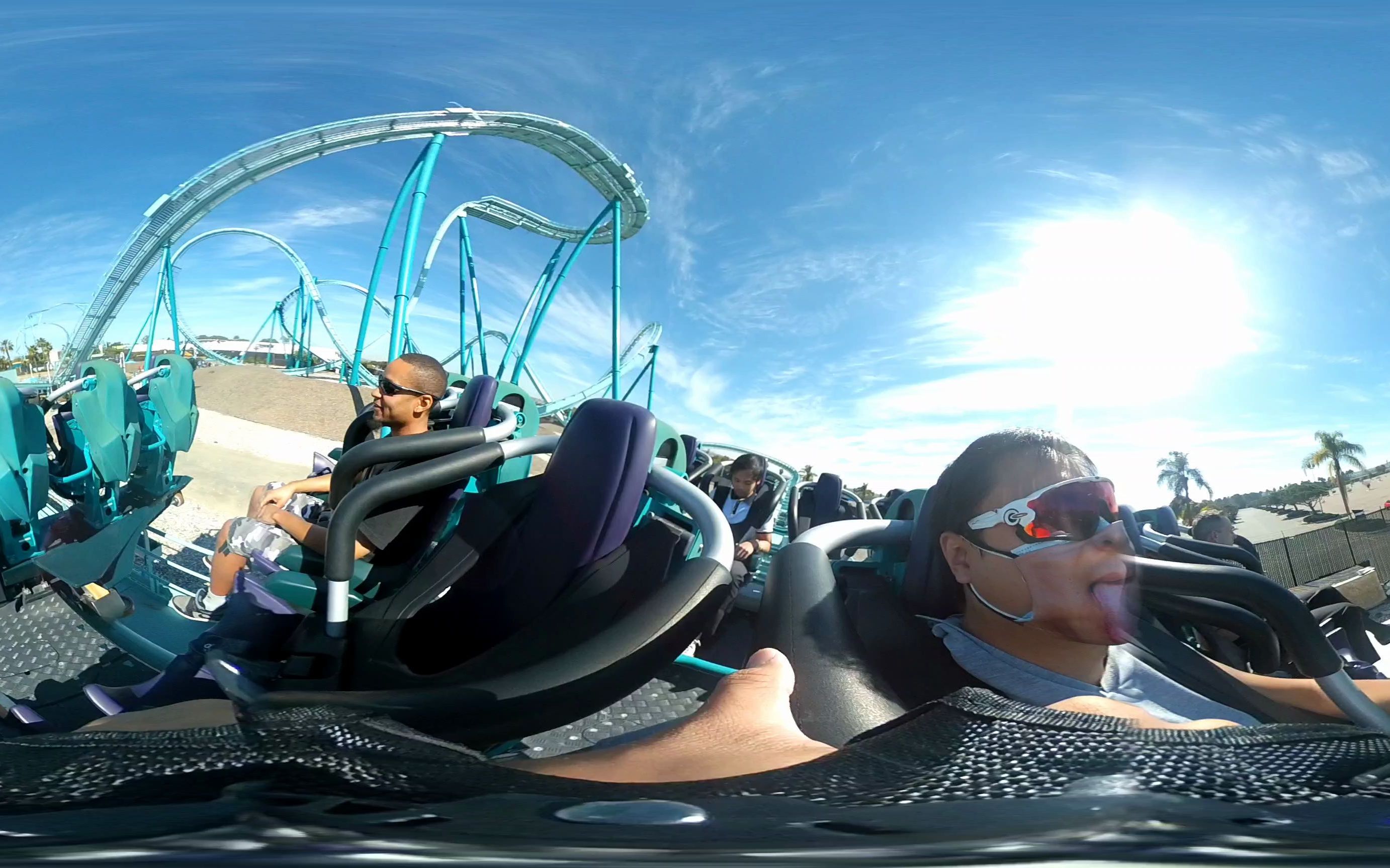 全景pov美国加利福尼亚州圣地亚哥海洋世界帝企鹅过山车第二排