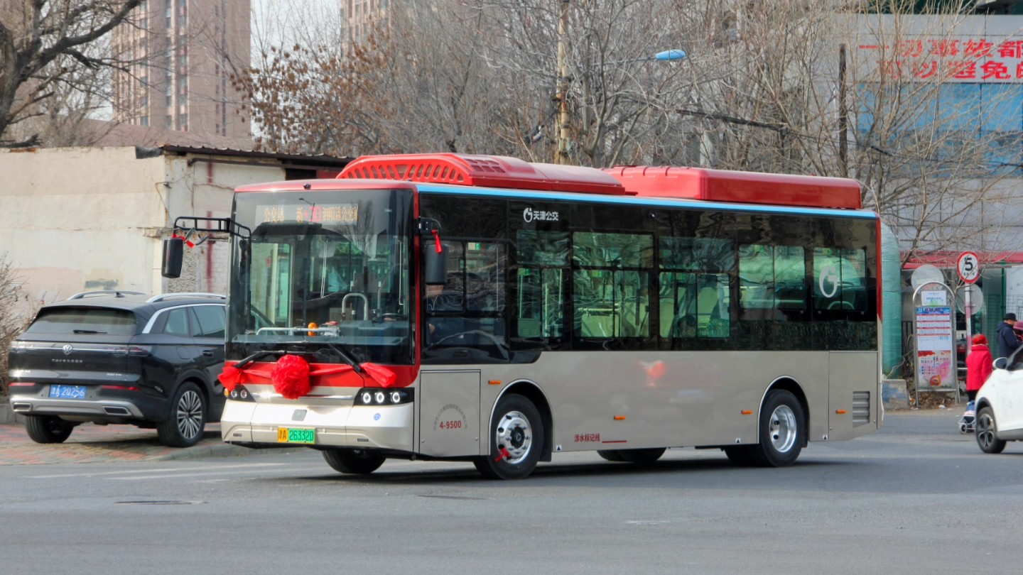 天津公交30路比亚迪b8体验视频