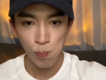 【secret王嵩嵩】第一支视频求三连!