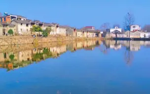 Скачать видео: 探访河南徽派古村丁李湾，一座北方的江南水乡，迷宫一样容易迷路