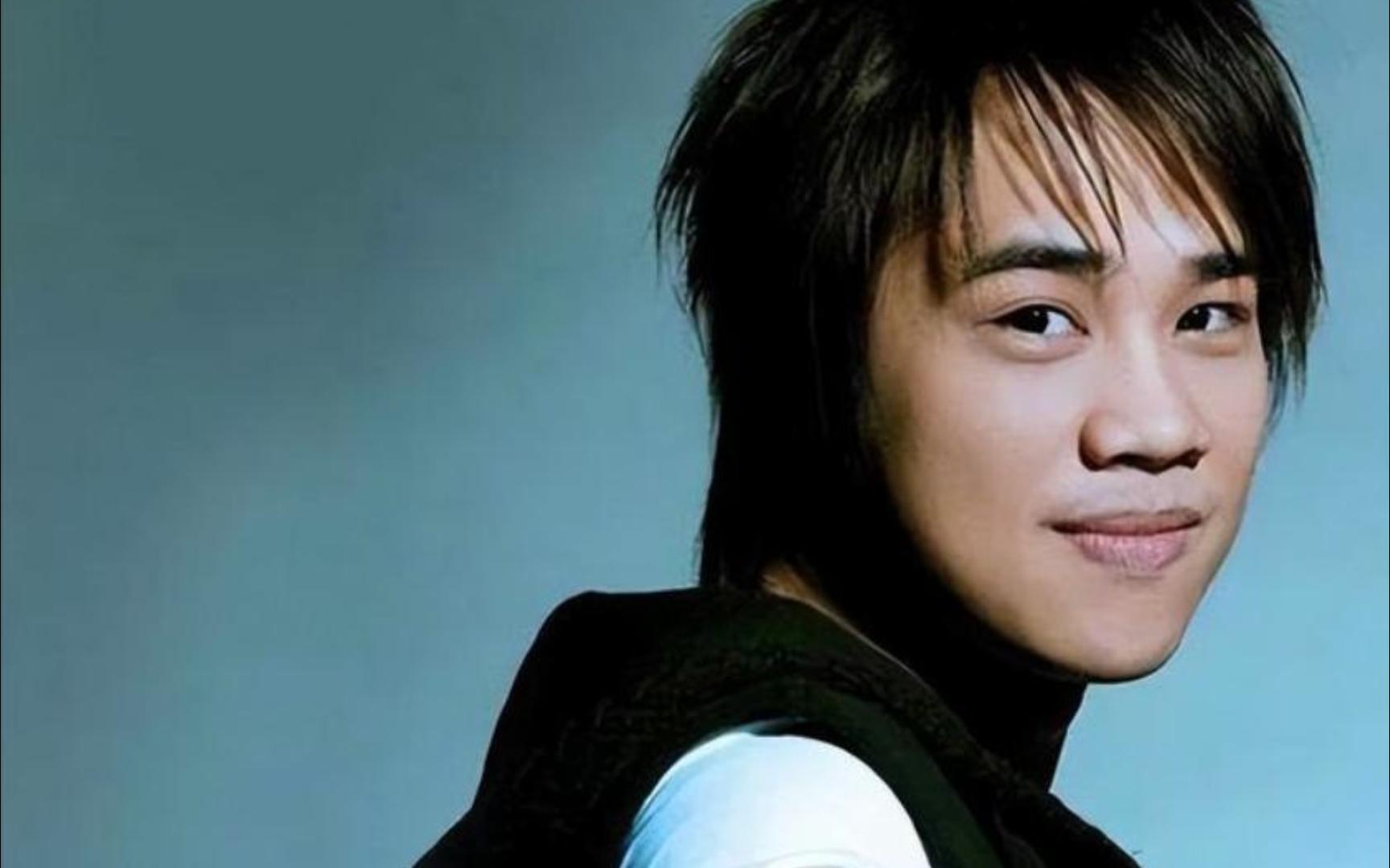 千年泪----tank 和声版伴奏