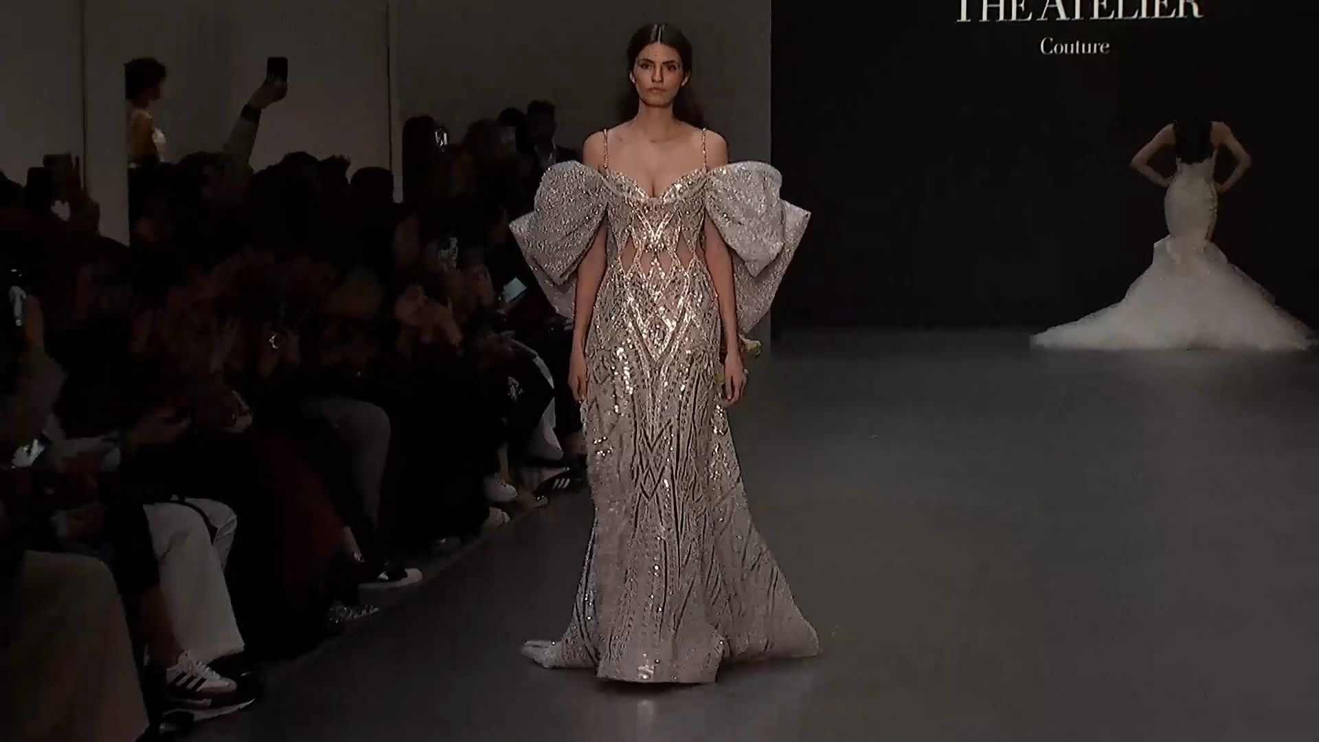 the atelier 2025年婚纱秀场 一个非常适合亚洲人的品牌