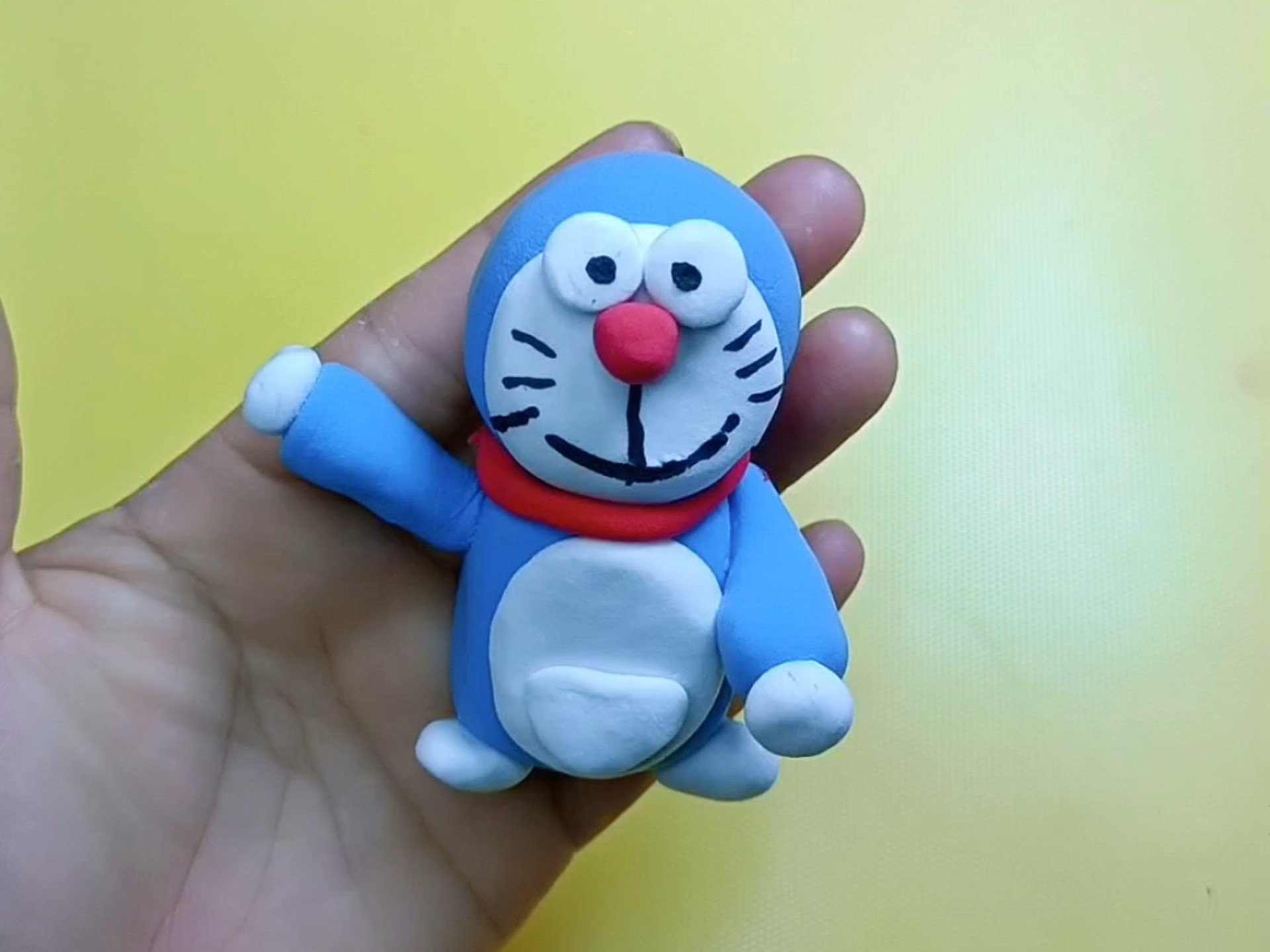 超轻粘土制作叮当猫