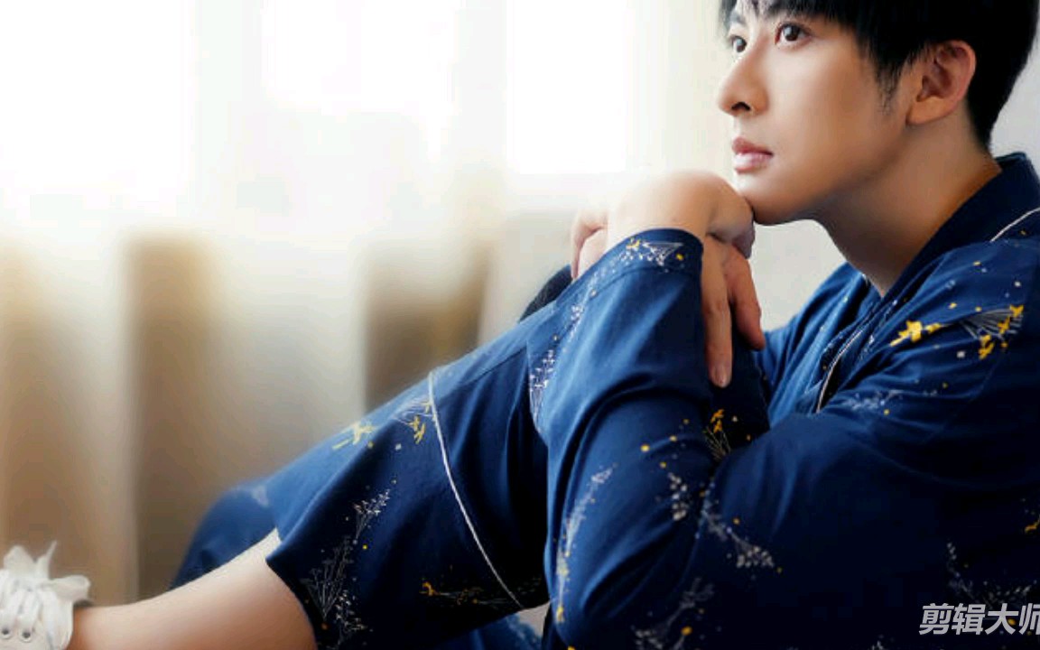 coser小梦你怎么可以这么帅