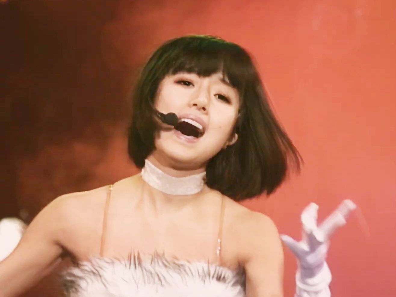 [最高画质绝版] 李贞贤 - 疯掉.白衣短发版.孤单芭蕾 韩文原曲.