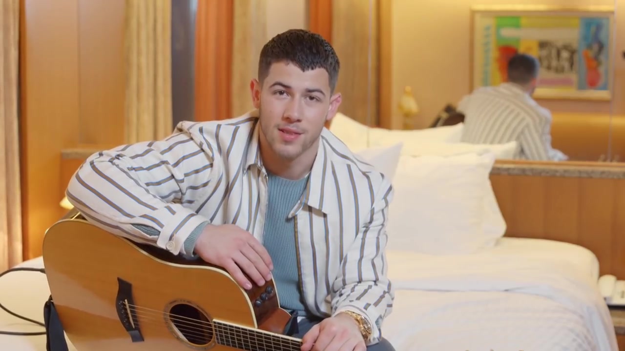 【nick jonas】小乔超诱惑床上弹唱热单《jealous》