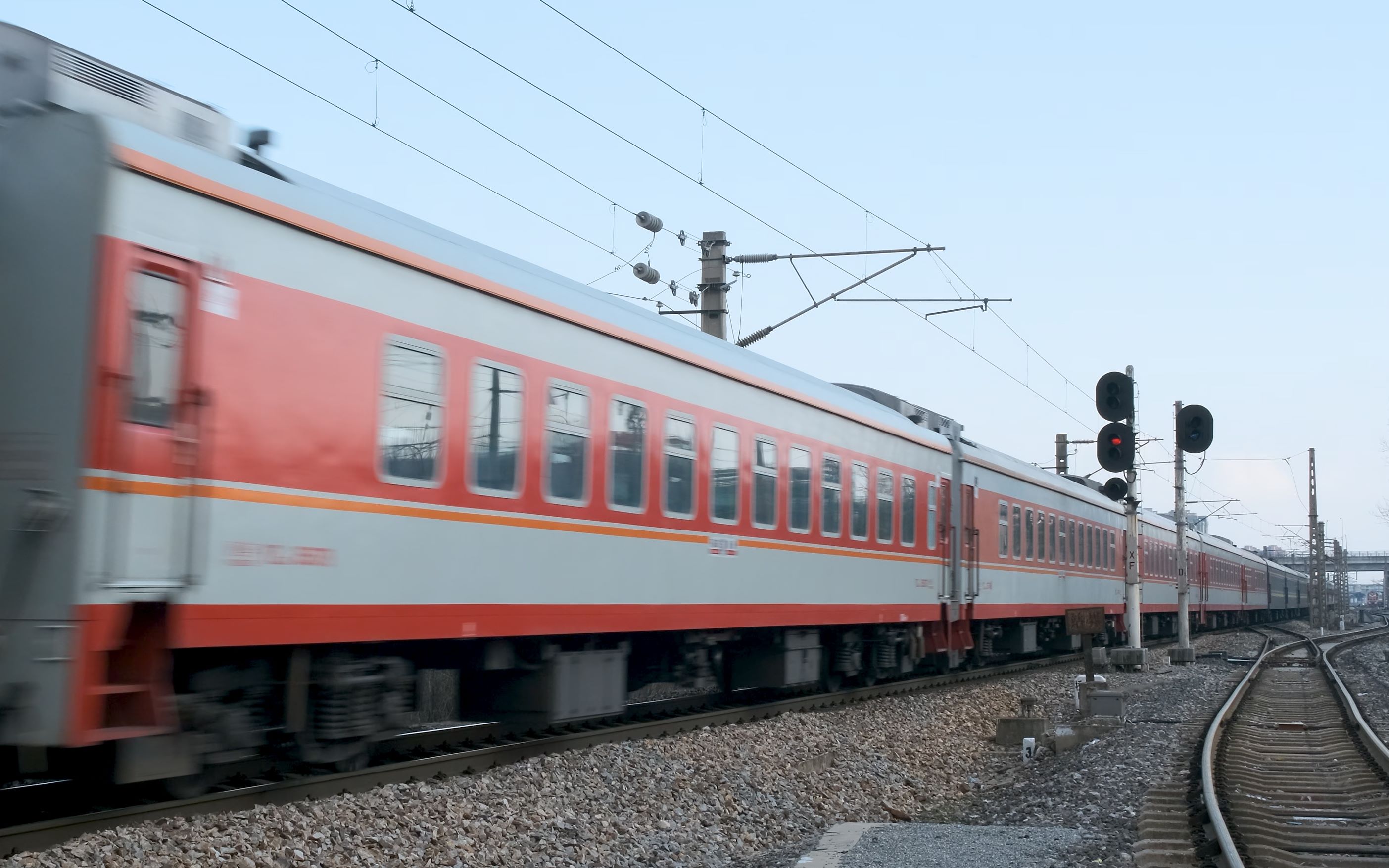 1%的石通快速k662滁州北站两道通过_哔哩哔哩 (゜-゜)つロ 干杯~-bili