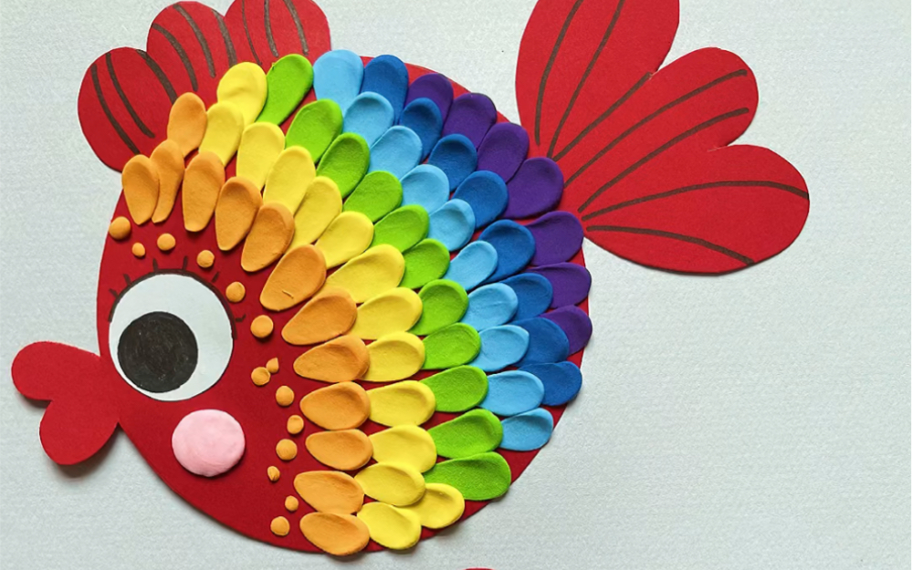 粘土彩虹鱼幼儿创意手工画_哔哩哔哩_bilibili