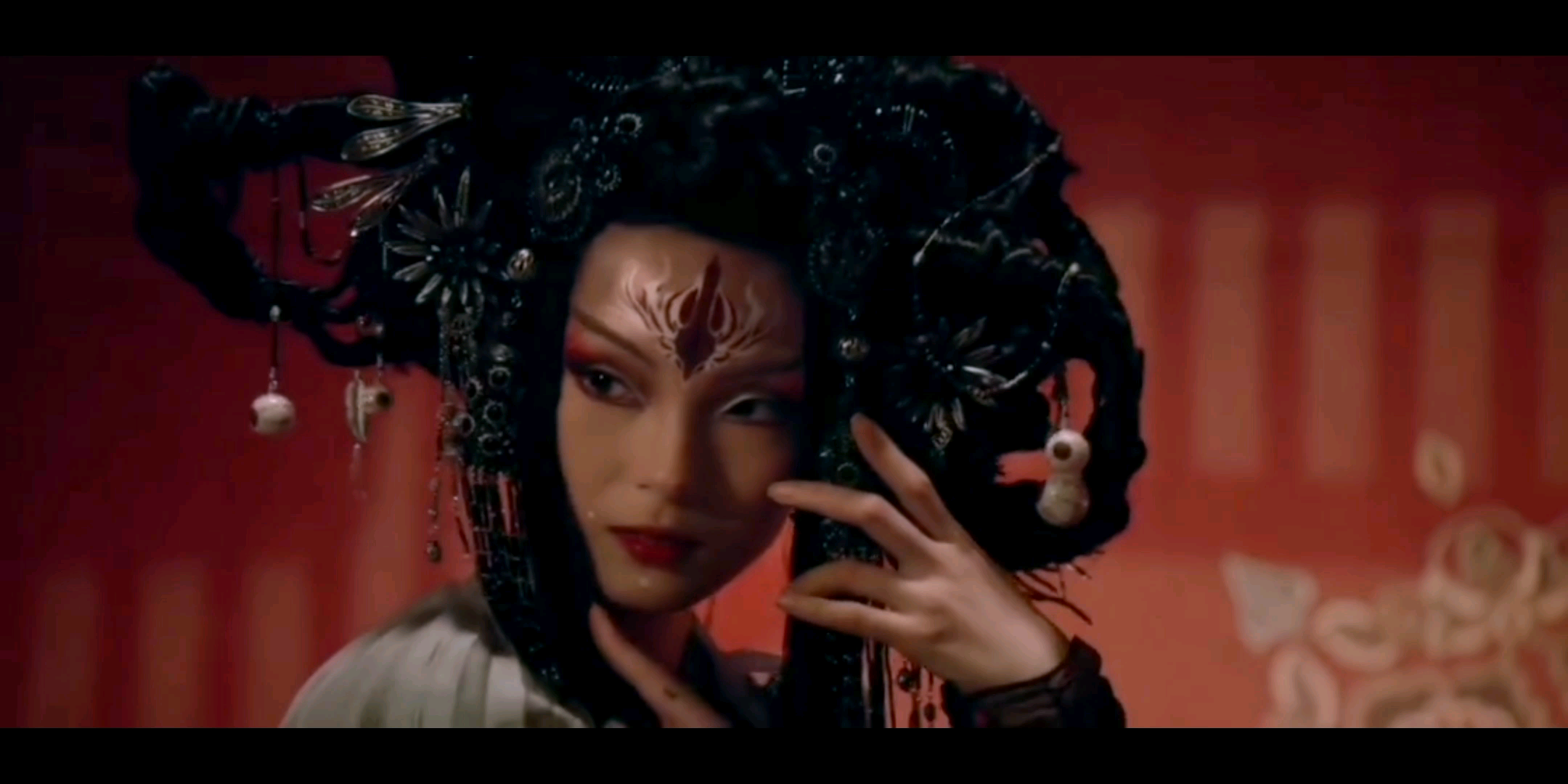 【晴雅集】雎晓雯cut,一颦一笑皆是媚,让人为之倾