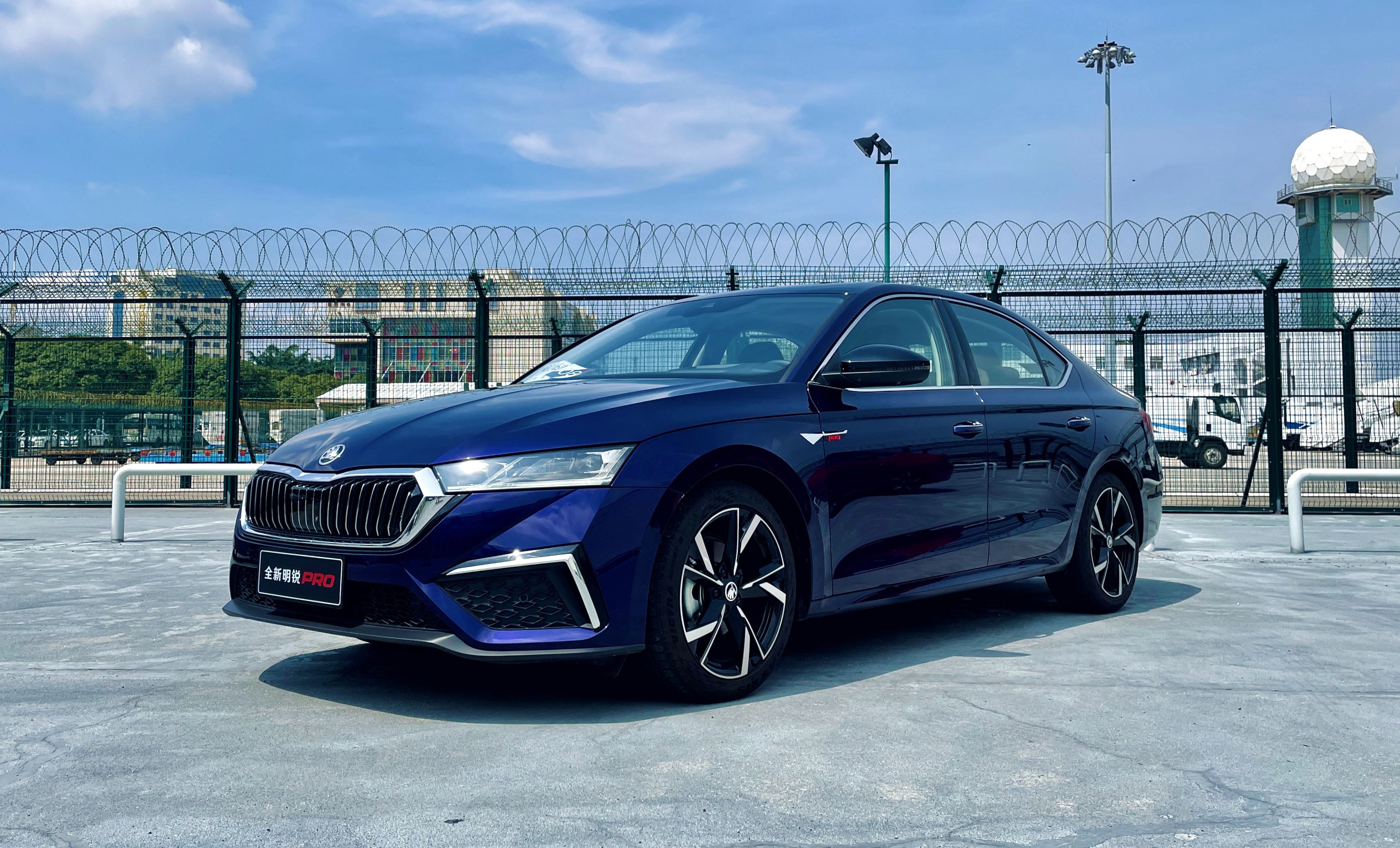 神选车今日推荐:紧凑级的掀背之选—斯柯达明锐pro_哔哩哔哩_bilibili