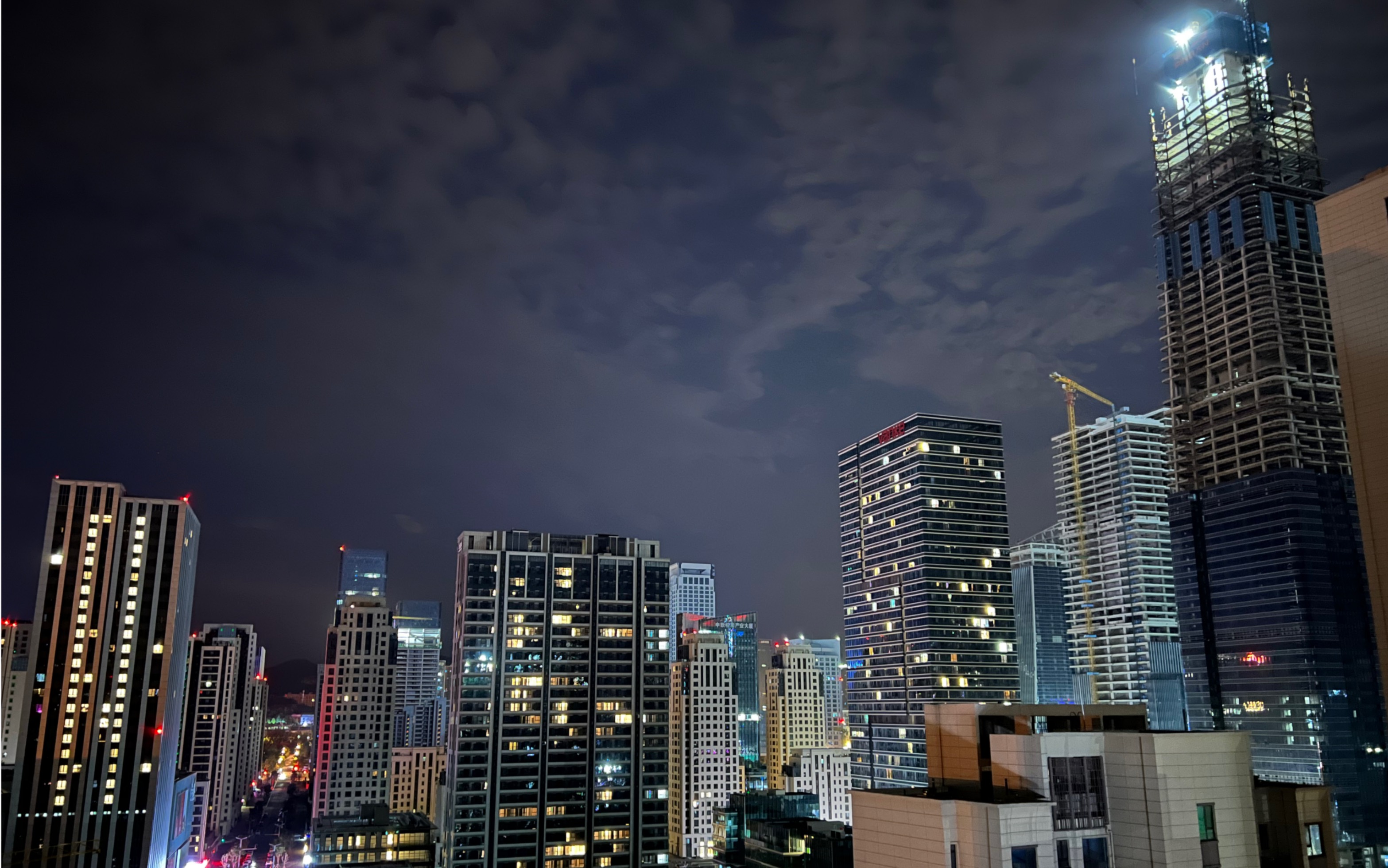 iphone 13pro拍夜景有多绝