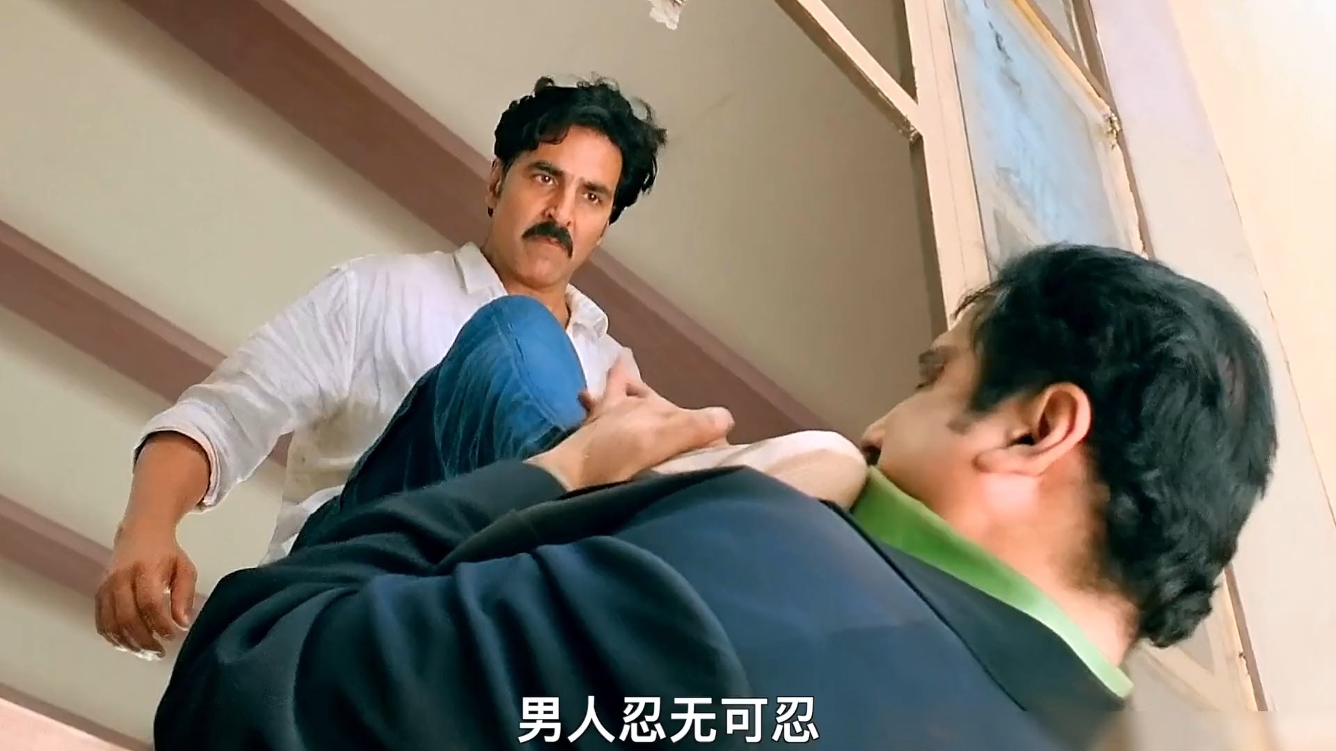 《正义降临》印度炸天连环杀人犯被枪决,竟有几万人为他求情