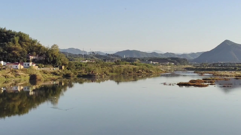 破旧的河沥溪老街,在以旧复旧下焕然一新,能否成为宁国的文化街区?