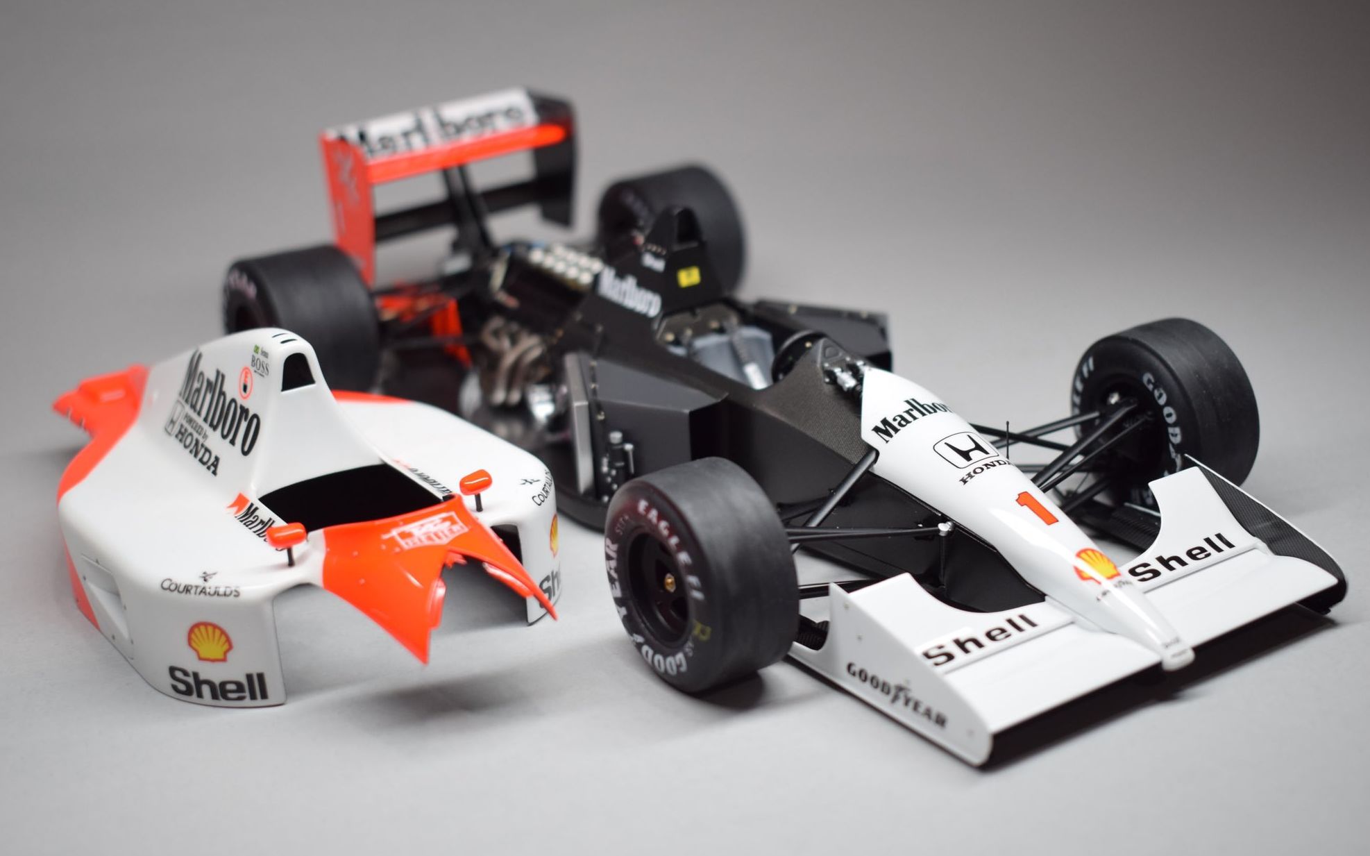 ziggysdesk富士美120迈凯伦mp46f1方程式赛车模型制作合集