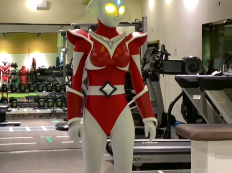 cos姐感十足的贝斯奥特曼!