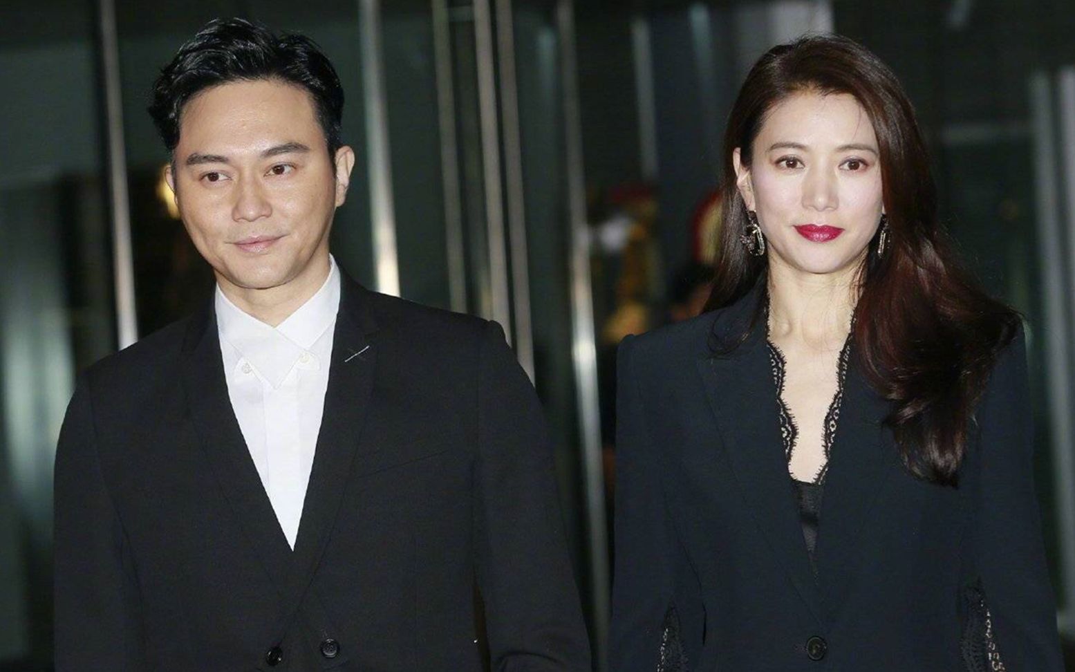 综艺明星回忆求婚陈小春求婚哭成泪人张智霖被吐槽不浪漫