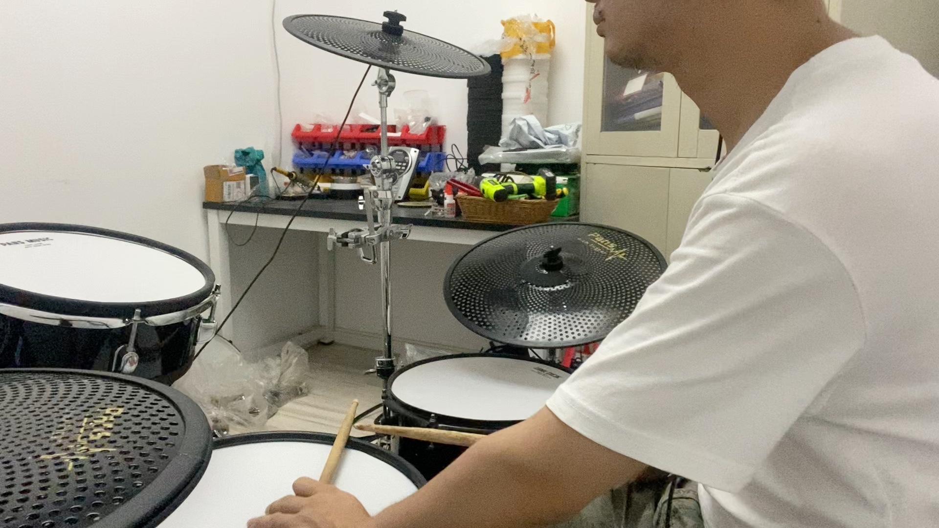 罗兰td27音源搭配磐石高端款军鼓边击测试