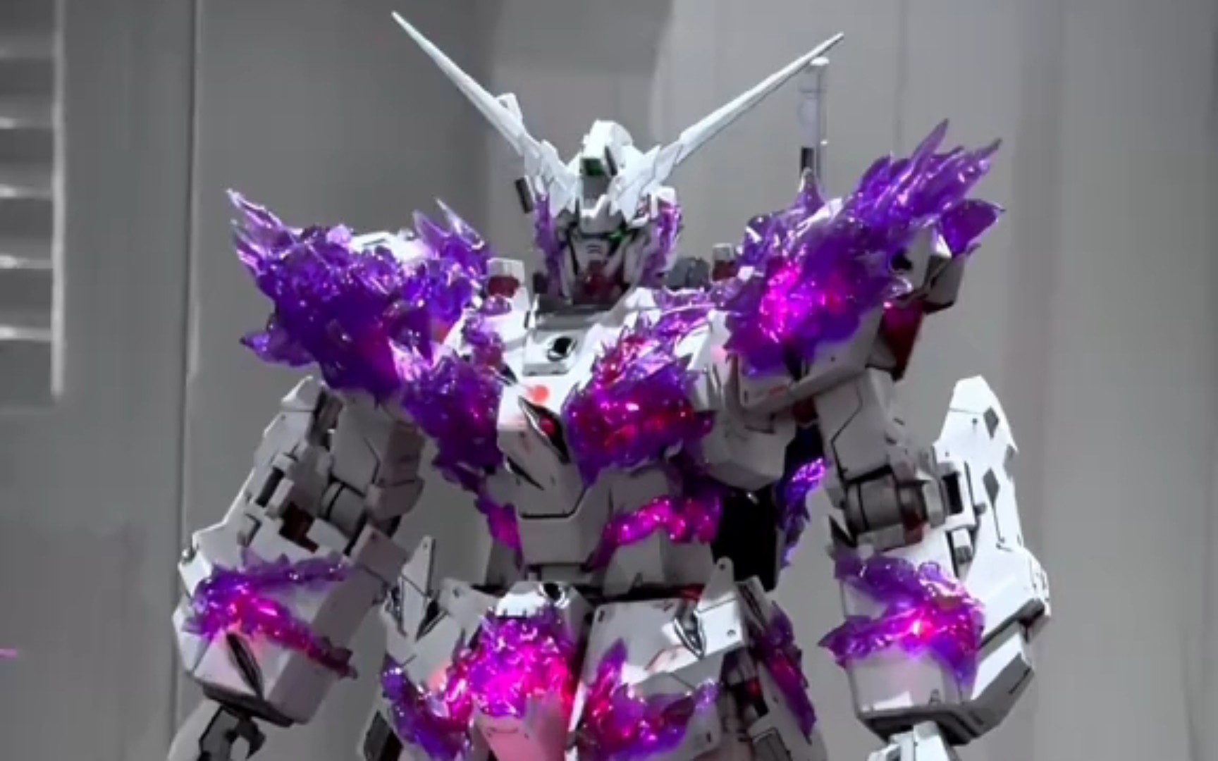 紫水晶独角兽高达