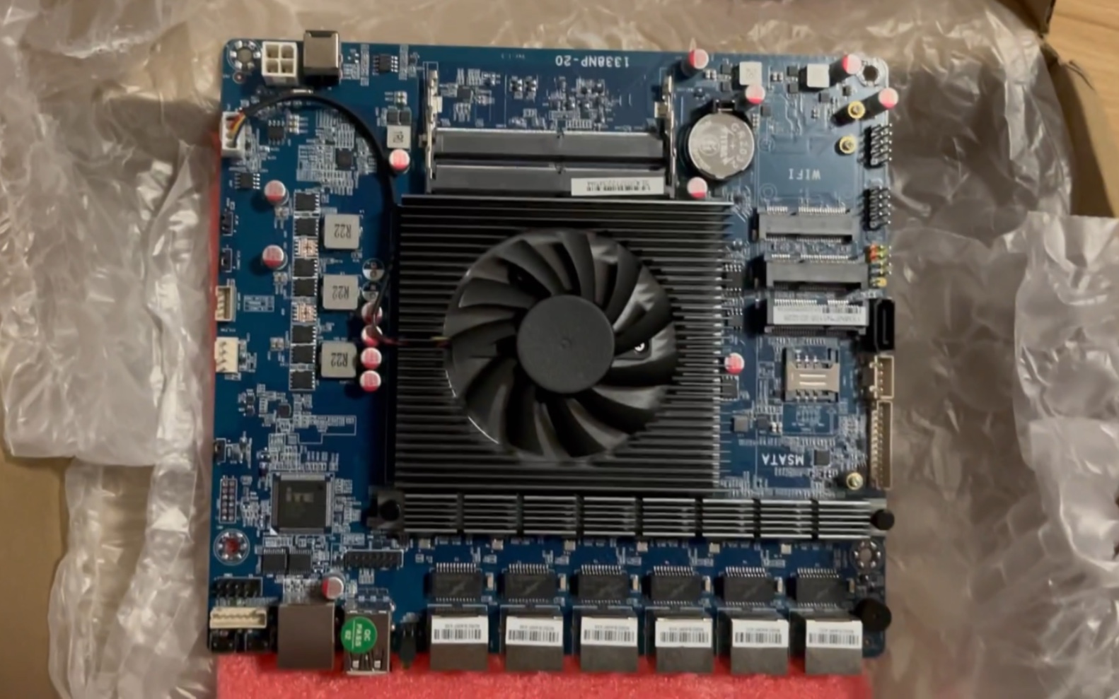 5g网口软路由主板开箱.(替换1037u开箱片)